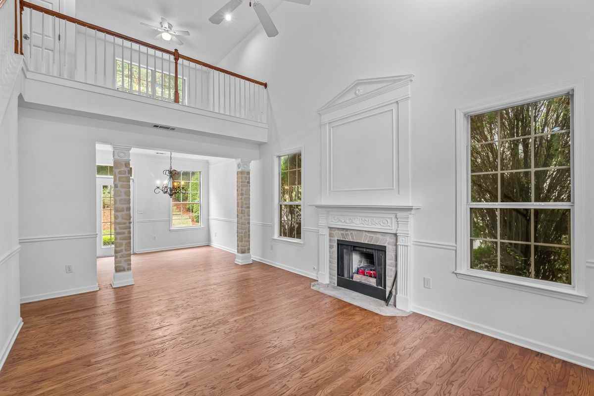 1163 Rhyne Chase Se - Photo 3 of 5