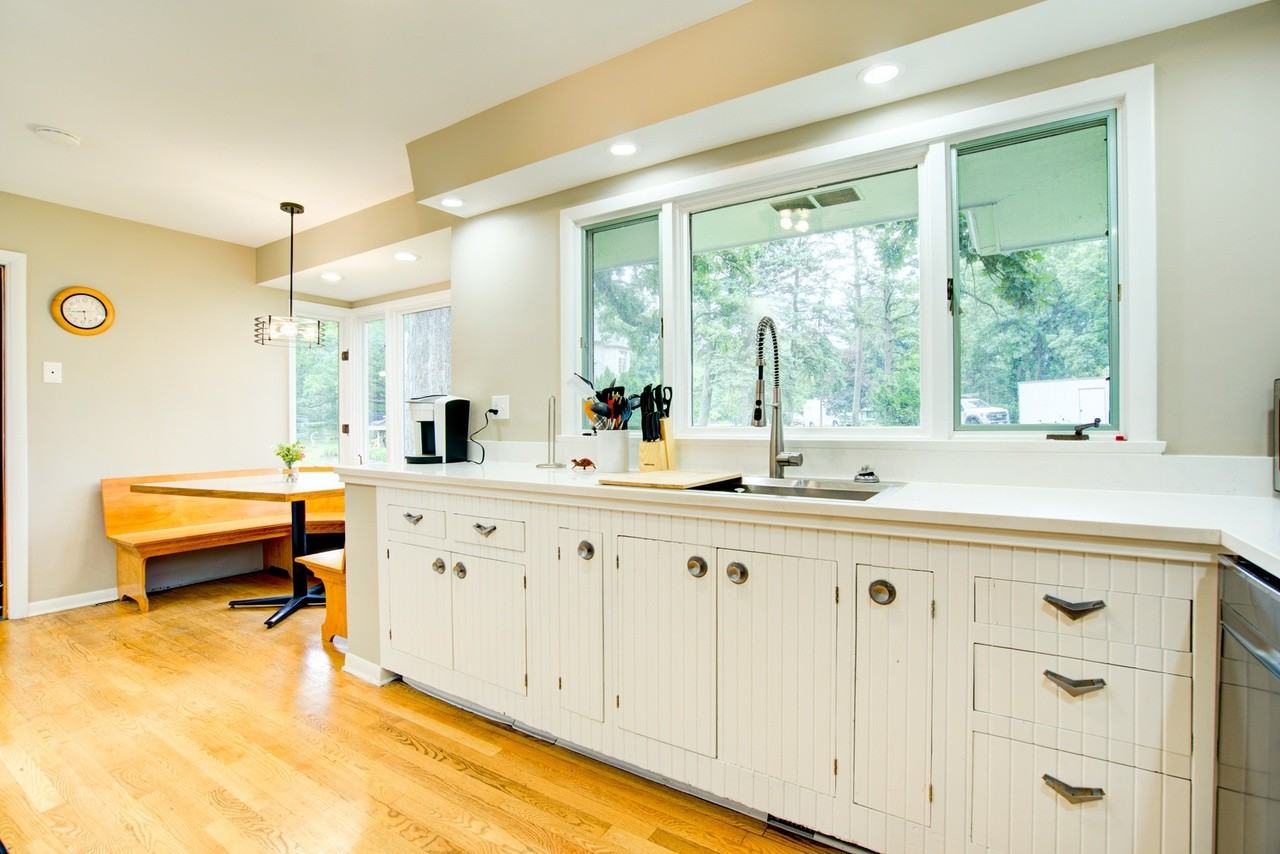 24W360 Hemlock Ln - Photo 5 of 37