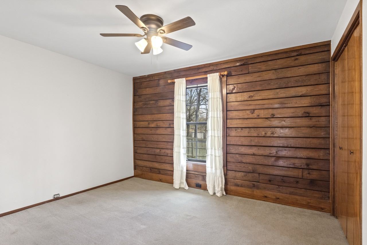 31 County Road - Photo 2 of 17