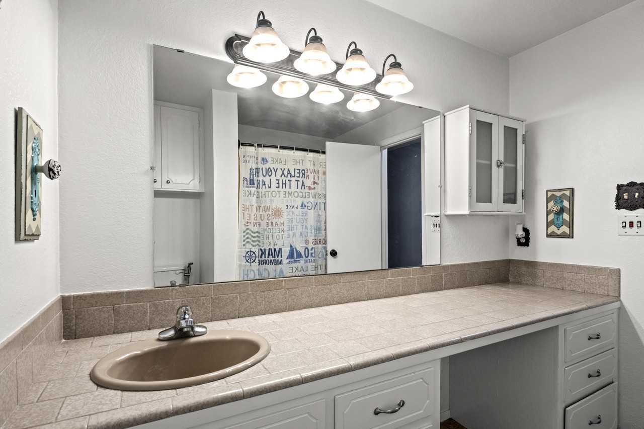 31 County Road - Photo 7 of 17