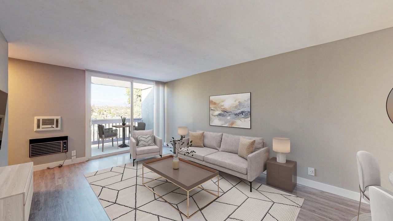 Fleetwood - Photo 2 of 50