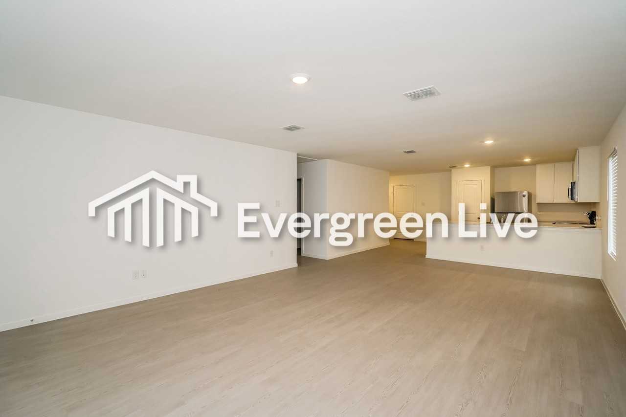 1132 Tufted Dr - Photo 7 of 16