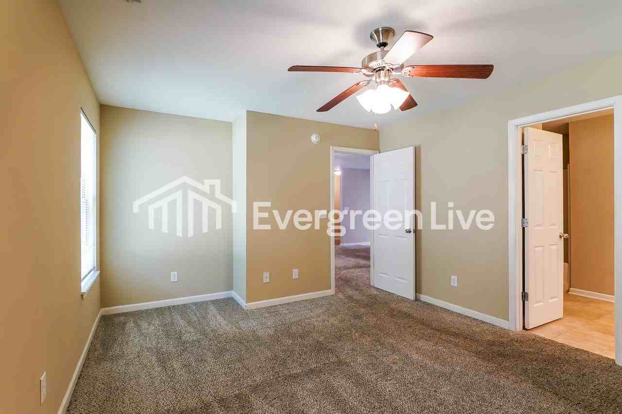 12817 Abby Ln - Photo 6 of 14