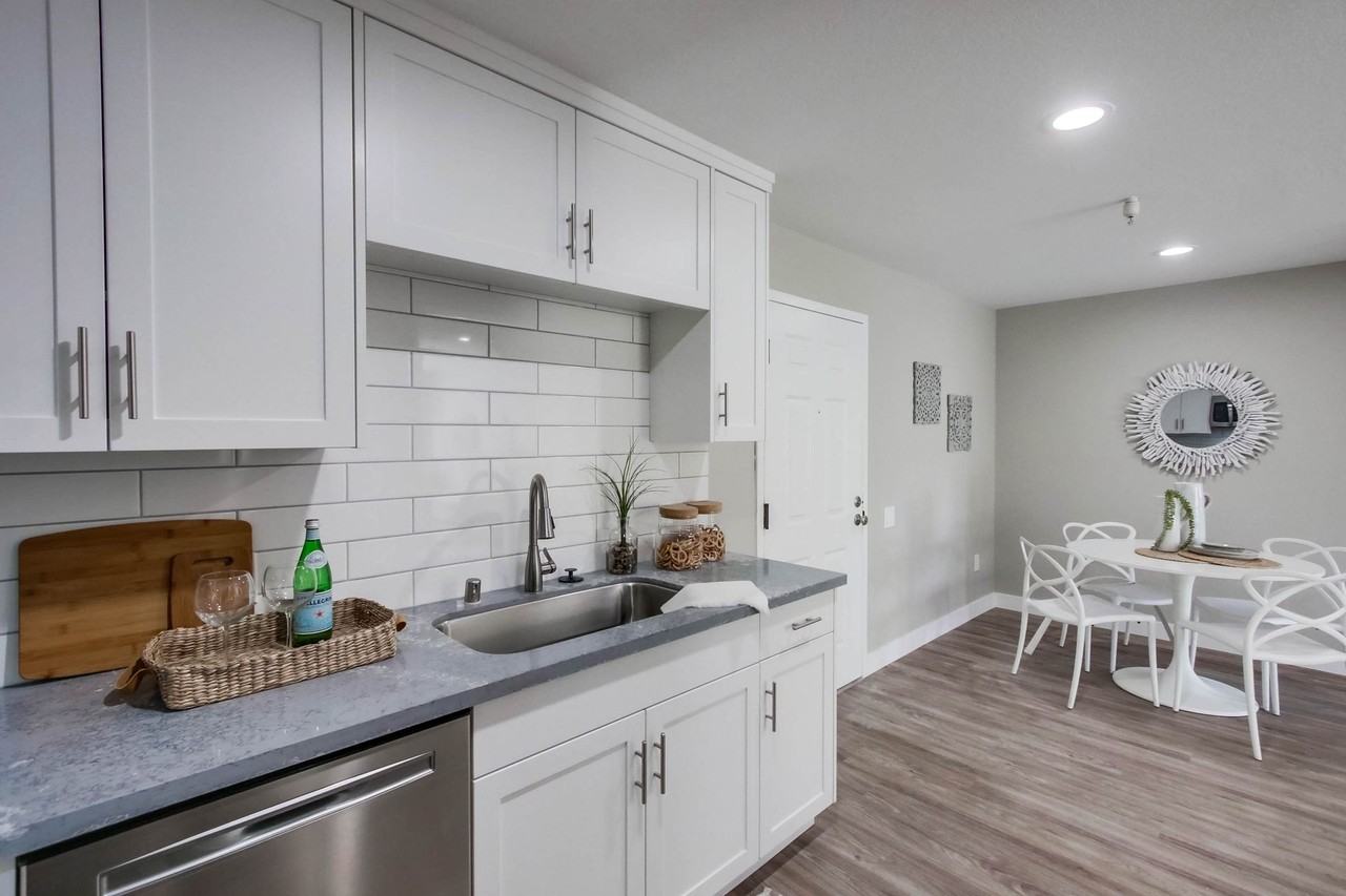 Eugene Eddy - Photo 7 of 18