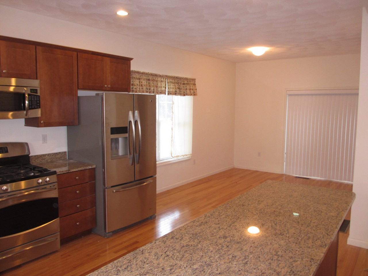 2 Blue Jay Cir #1 - Photo 3 of 15