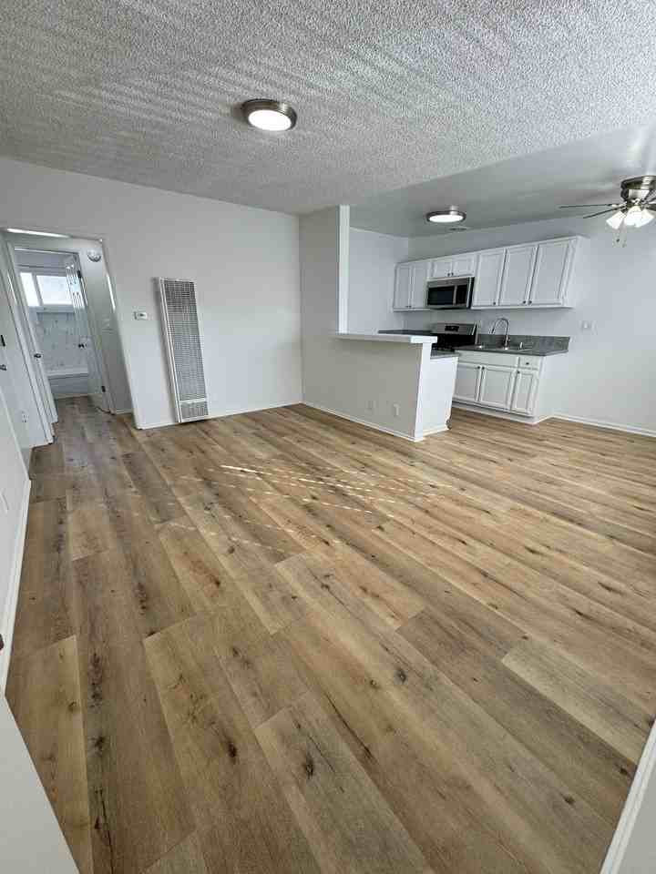 6944-6954 Coldwater Canyon Ave - Photo 5 of 14