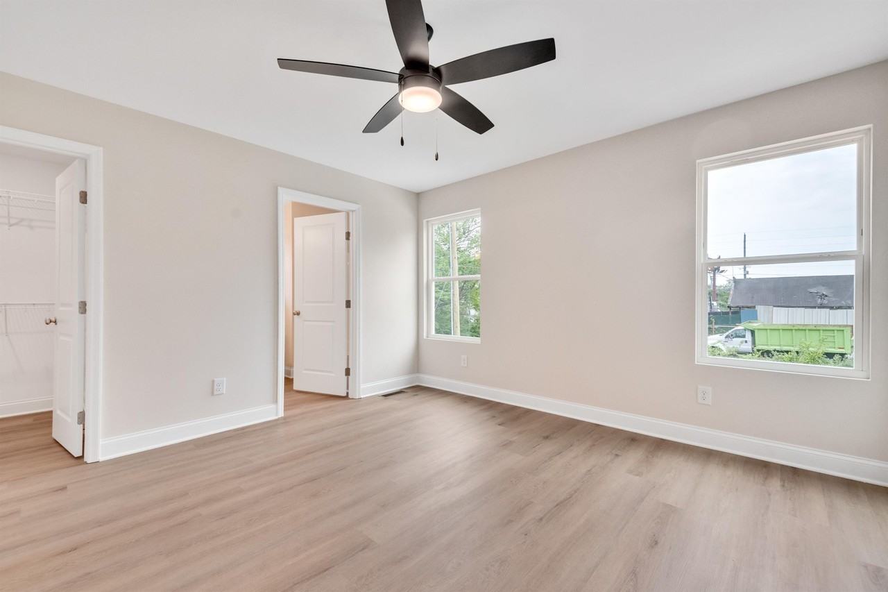 1922 S Watkins St - Photo 3 of 13