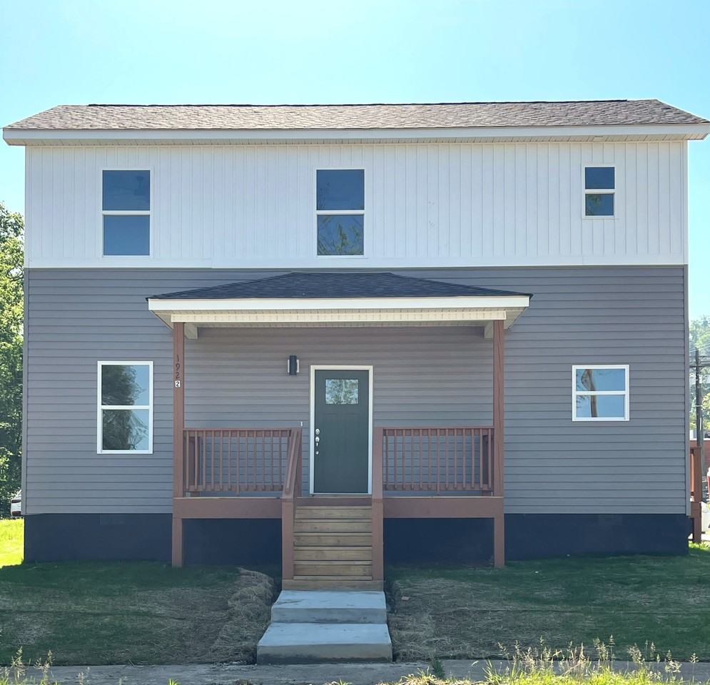 1922 S Watkins St - Photo 2 of 13