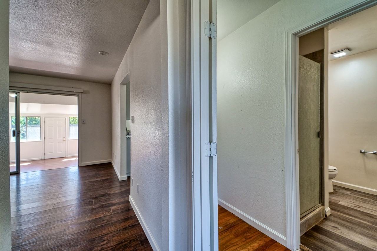 4502 Franklin Road - Photo 4 of 17