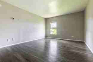 4574 W Kiest Blvd #2070 - Photo 1 of 1