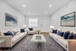 featured image of 1015 Ne 17th Ave