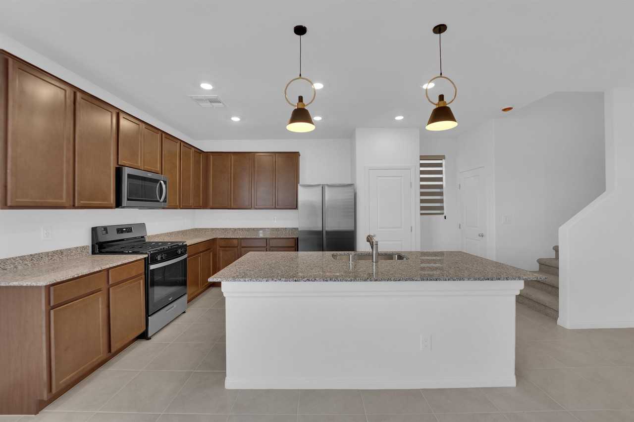 4171 Scarlet Cob Ave - Photo 2 of 29