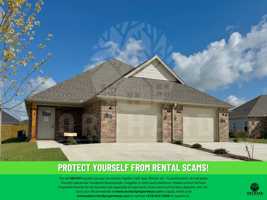 featured image of 2005 E Brookview Dr