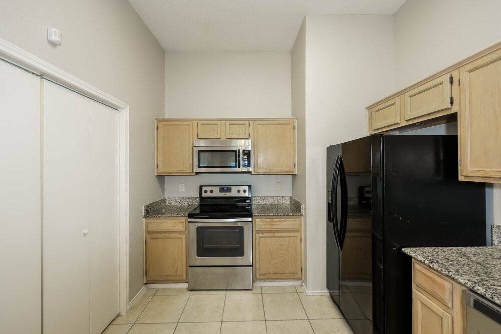 1521 Becky Ln - Photo 7 of 16