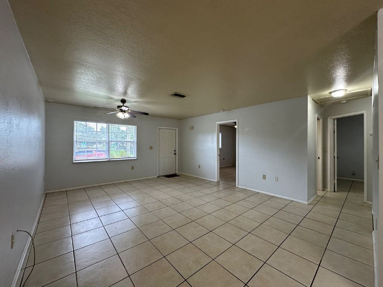 23035 Harper Avenue - Photo 6 of 18