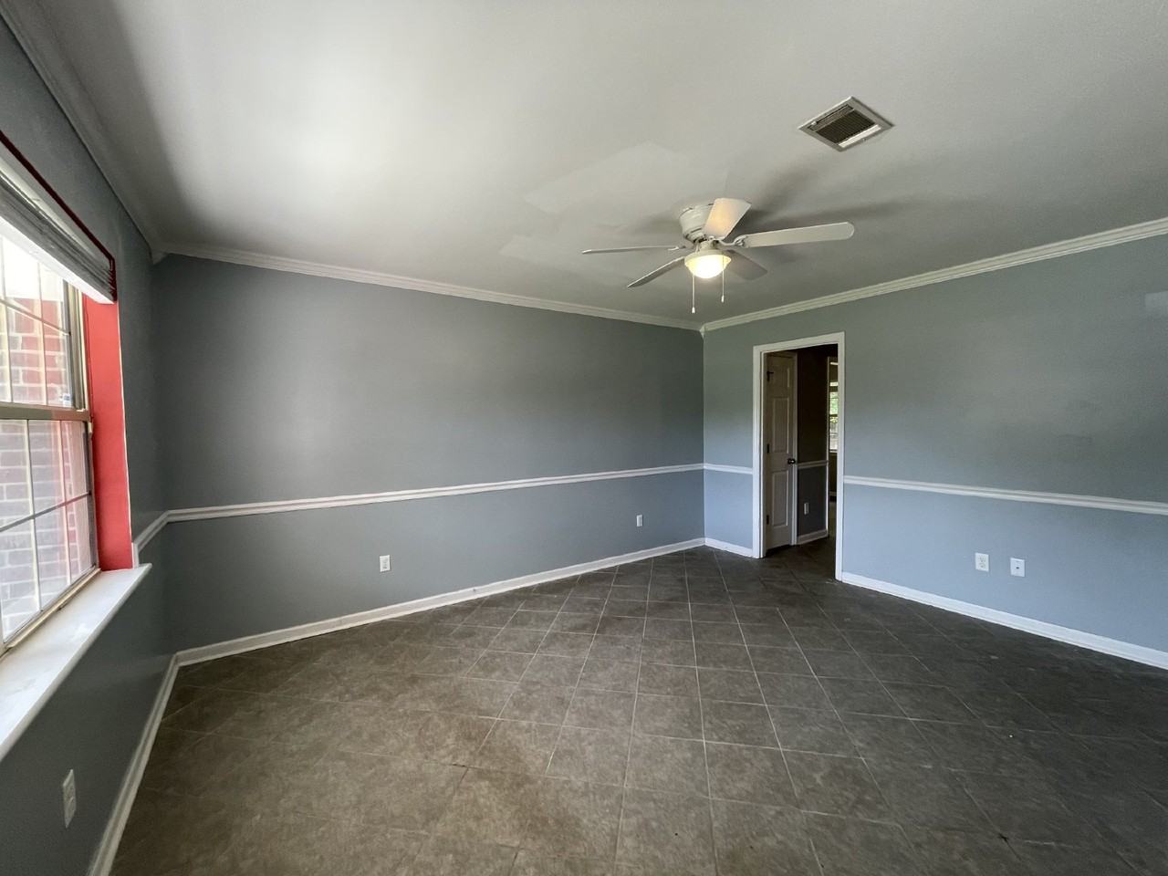 940 Wedgewood Way - Photo 2 of 15