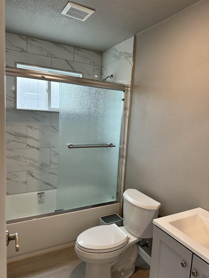 475 Fortuna Ave - Photo 3 of 11