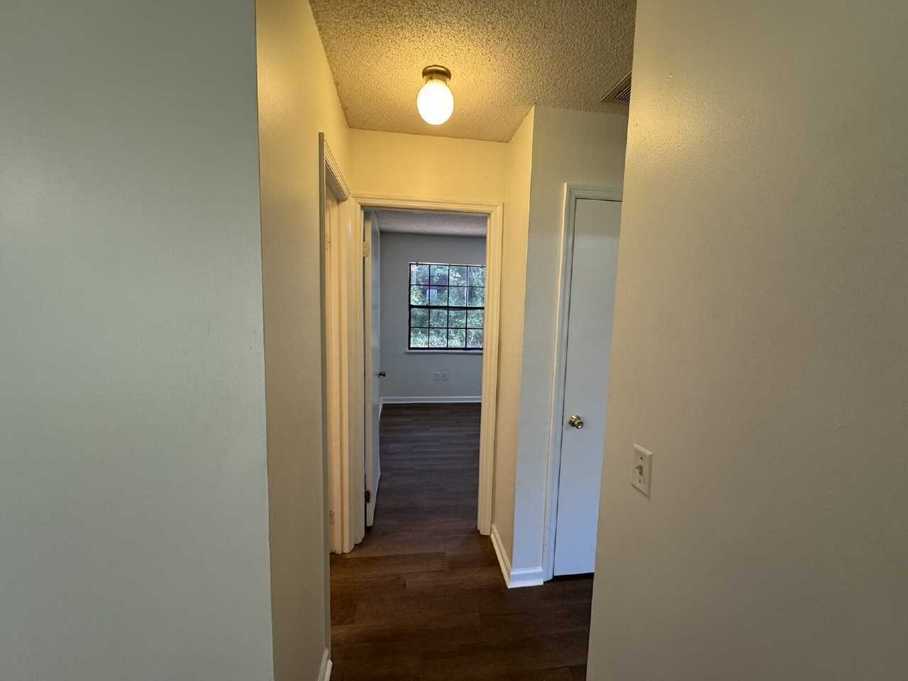 1460 Sunset Blvd Apt 18 - Photo 6 of 14