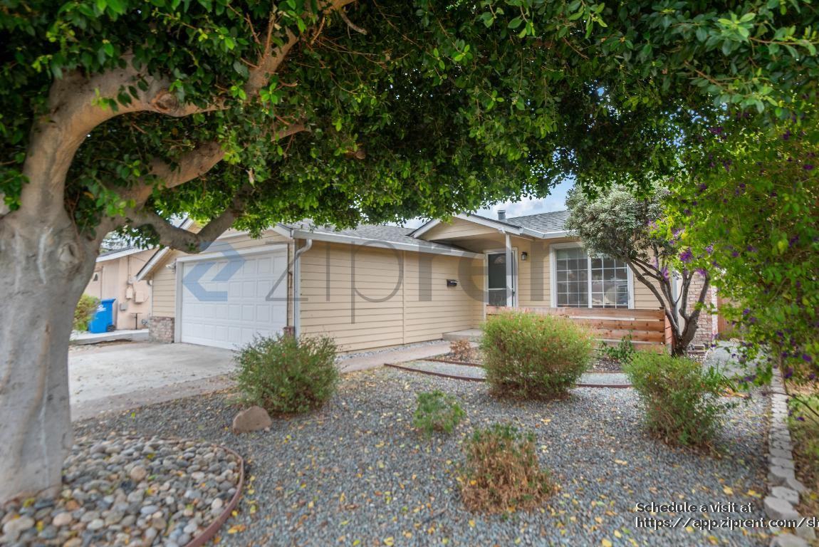 42337 Blacow Rd - Photo 2 of 33