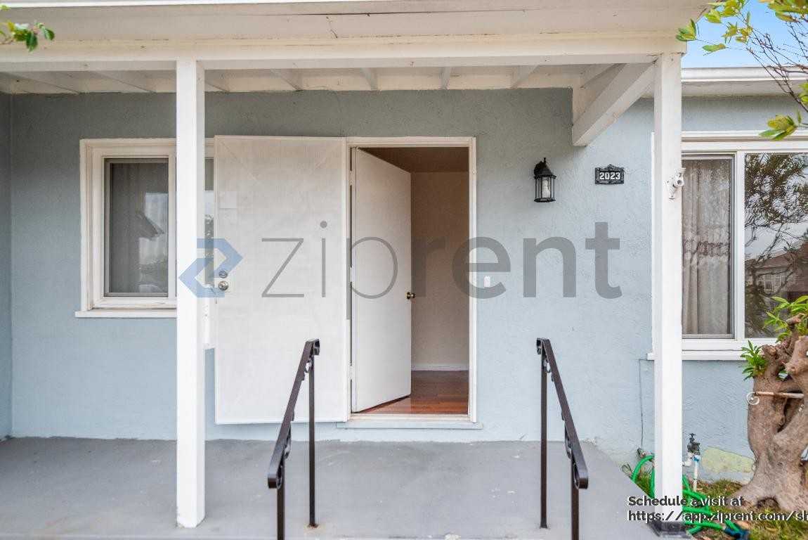 2023 Orchard Ave - Photo 4 of 30