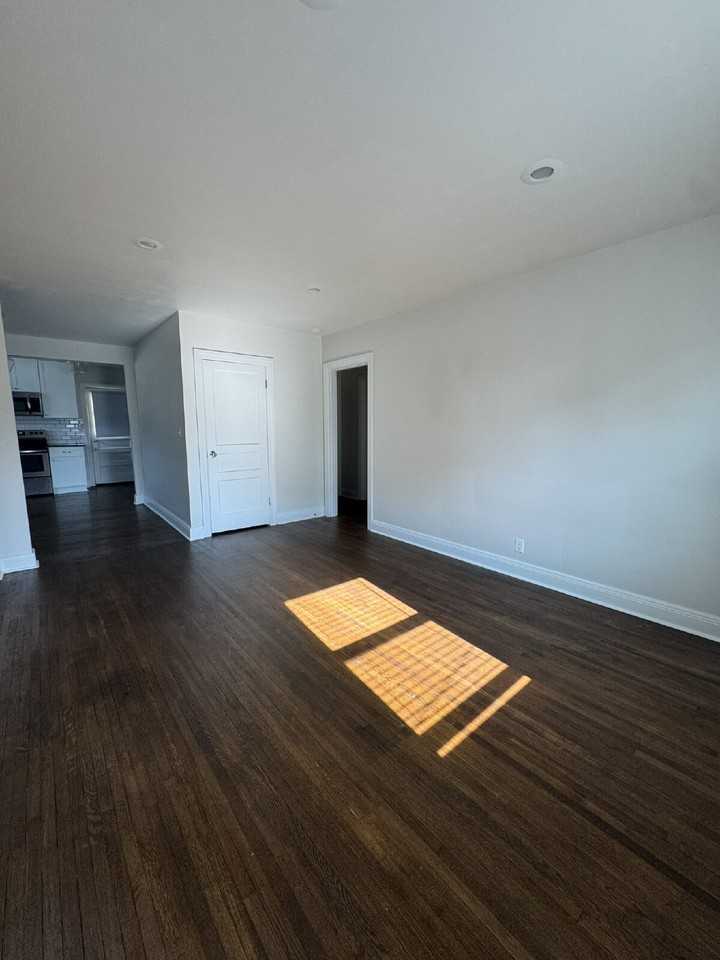 2712 Bobby Ave - Photo 3 of 19