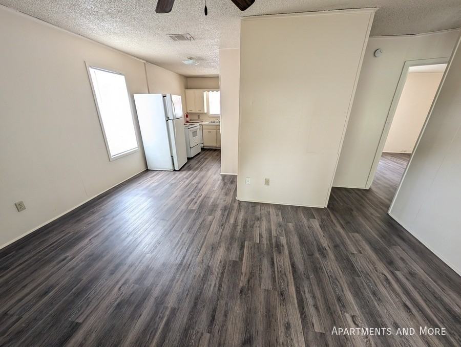 106 Quail Run Rd - Photo 3 of 15