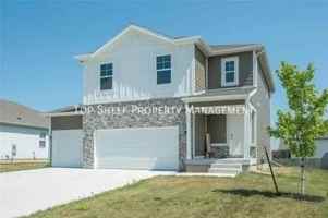 featured image of 1060 Spruce St