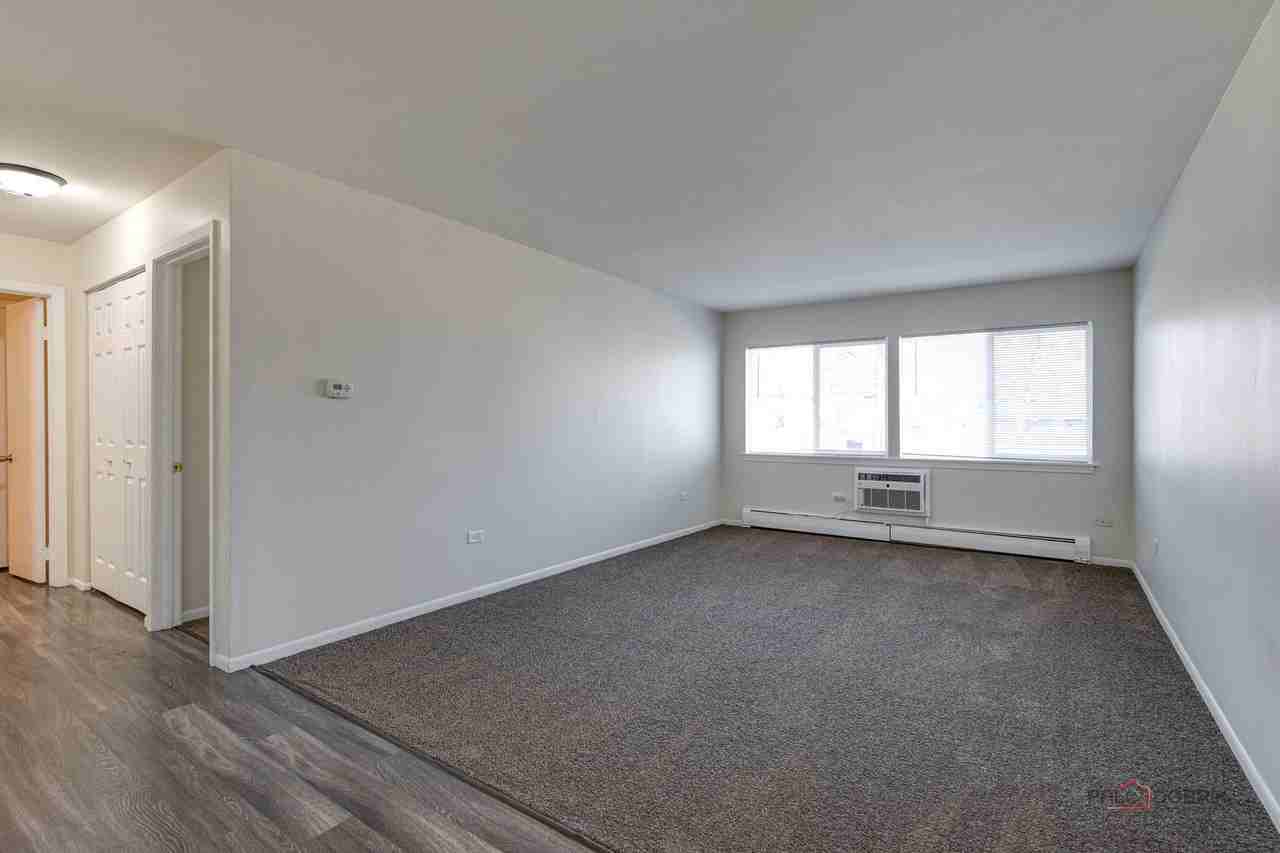 Woodlands Apartment Homes - Photo 5 of 9