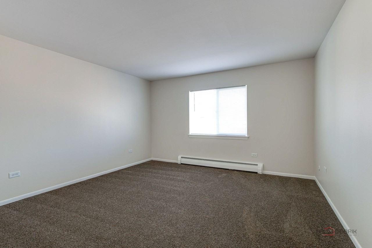 Woodlands Apartment Homes - Photo 7 of 9