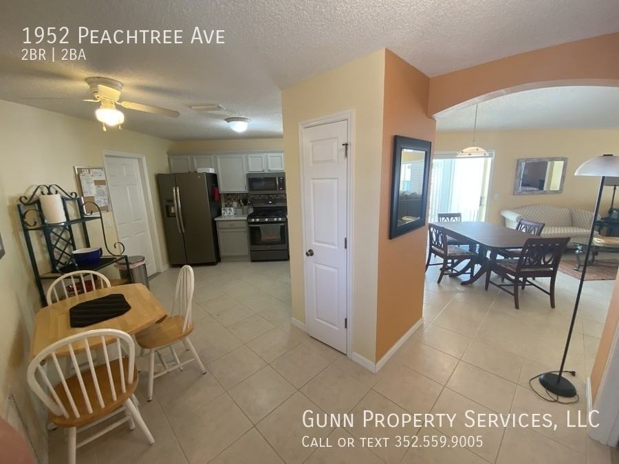 1952 Peachtree Ave - Photo 3 of 17