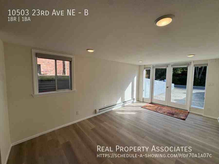 10503 23rd Ave Ne #B - Photo 7 of 13