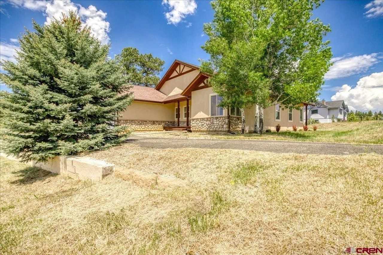 196 Dylan Dr - Photo 5 of 41