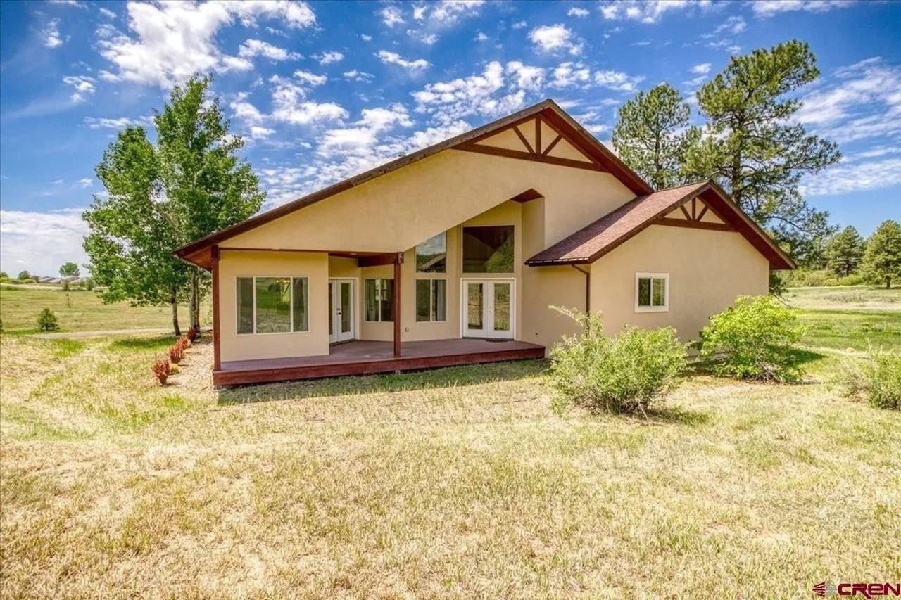 196 Dylan Dr - Photo 7 of 41