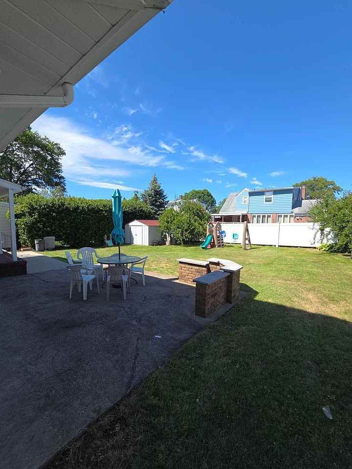 26 Larkspur Ln #NA - Photo 3 of 14