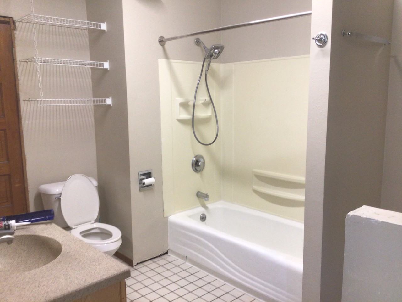 180 S Walker St #NA - Photo 3 of 11