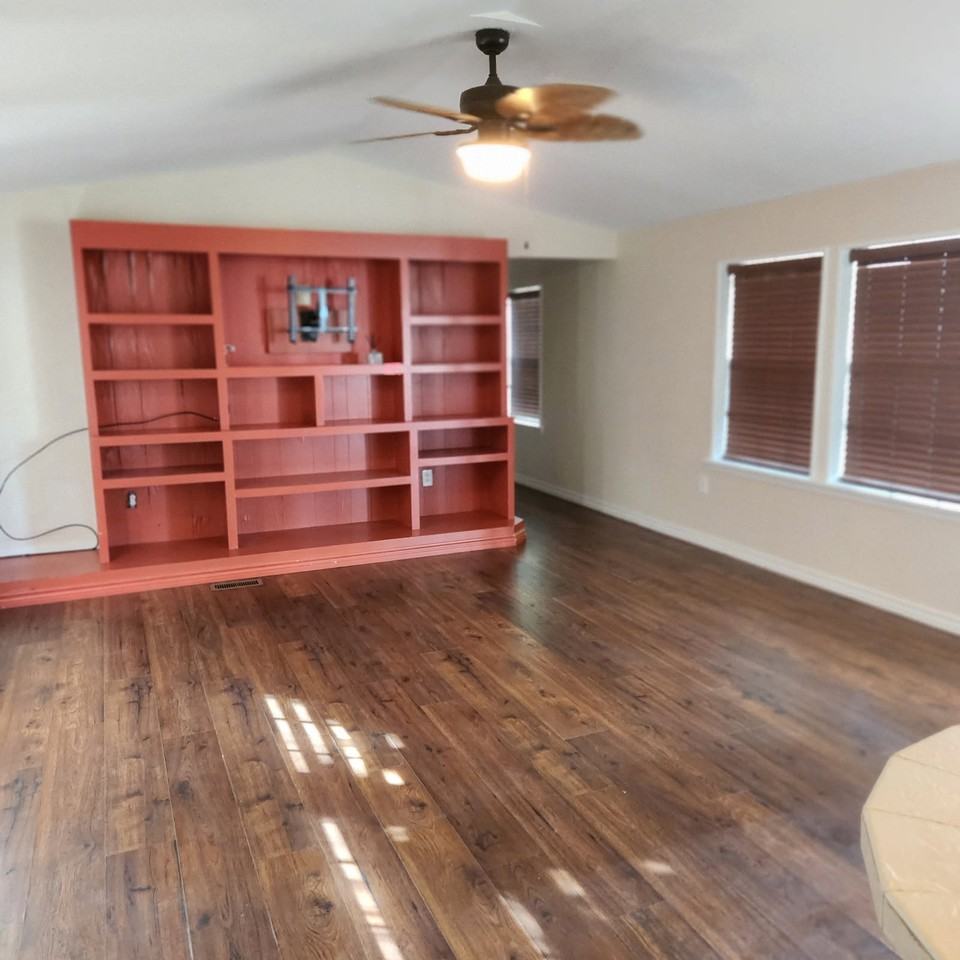 405 W Avenue A #NA - Photo 2 of 10