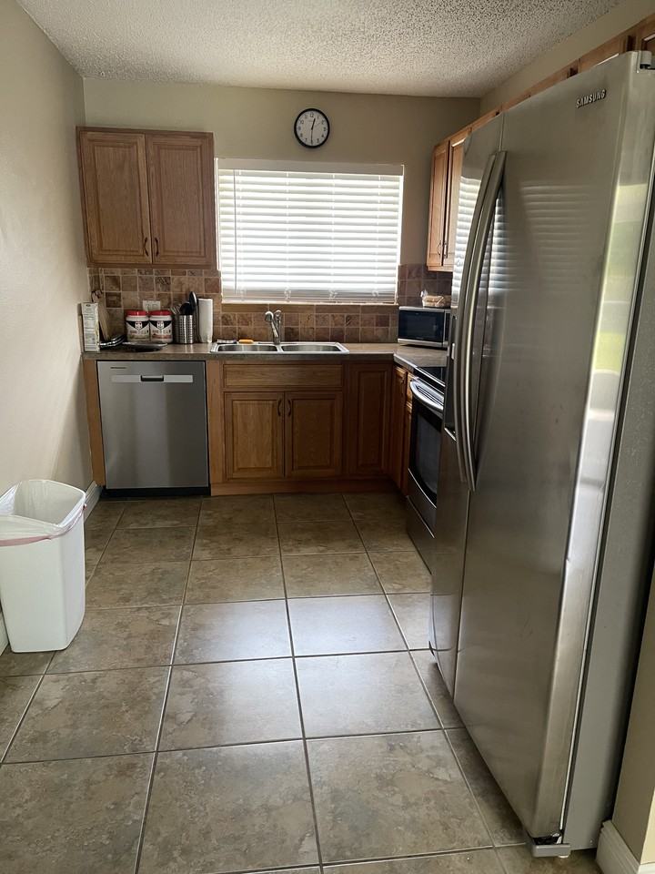 18679 Kerrville Cir #NA - Photo 2 of 17