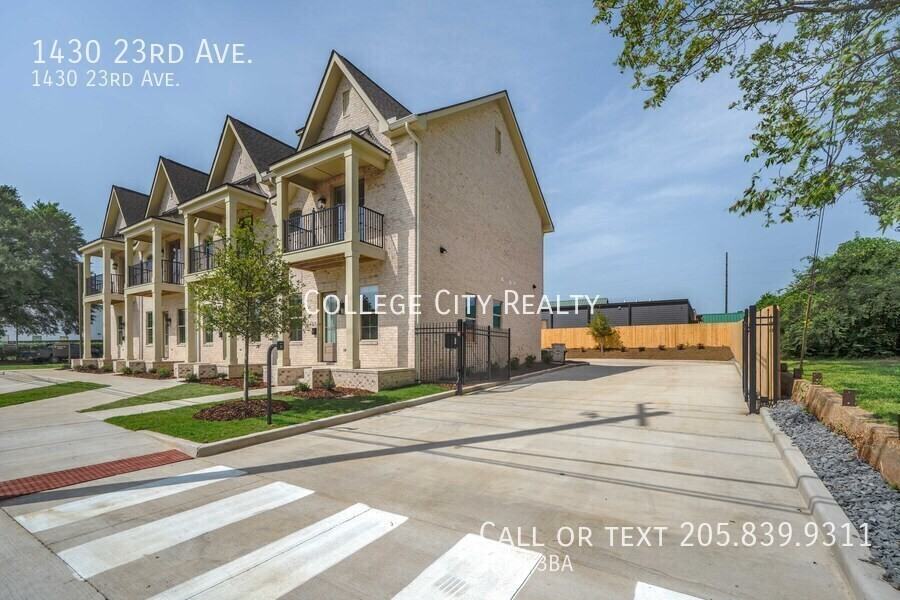 1430 23rd Avenue - Photo 3 of 33