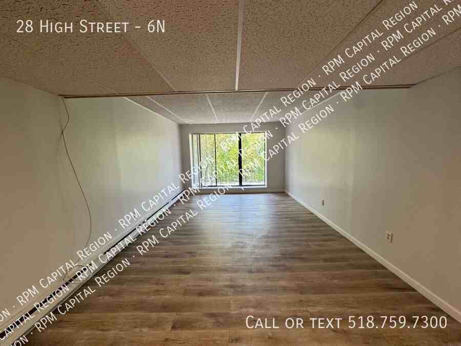 28 High St #6N - Photo 4 of 6