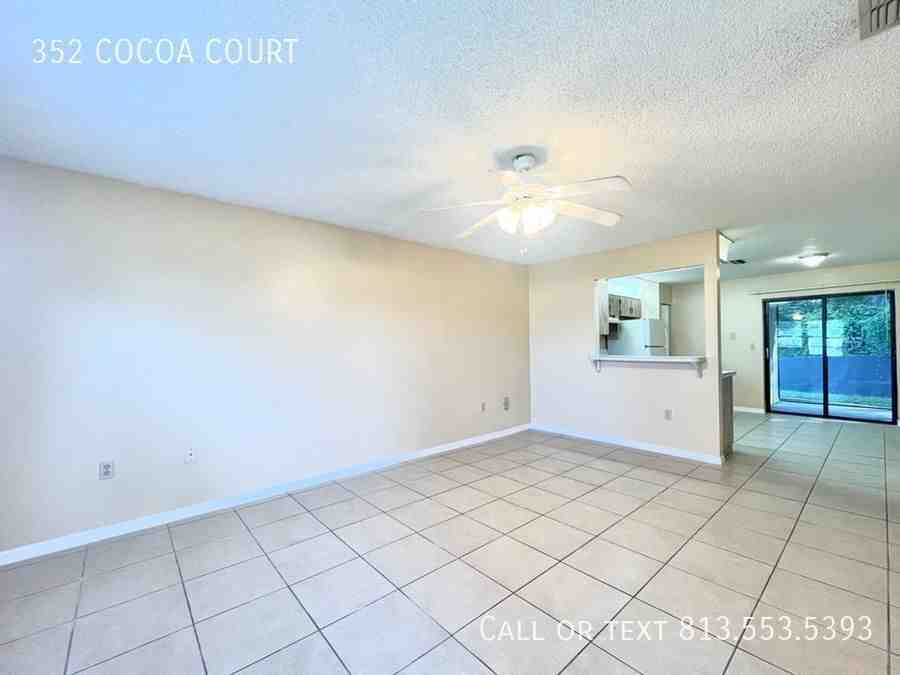352 Cocoa Ct - Photo 3 of 12