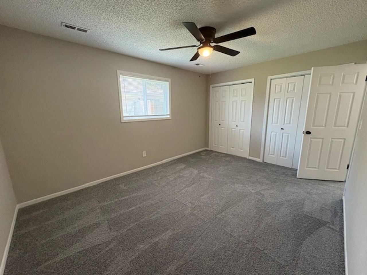 315 E Deer Creek Dr - Photo 3 of 11