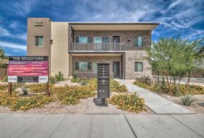 featured image of 1037 S Farmer Ave