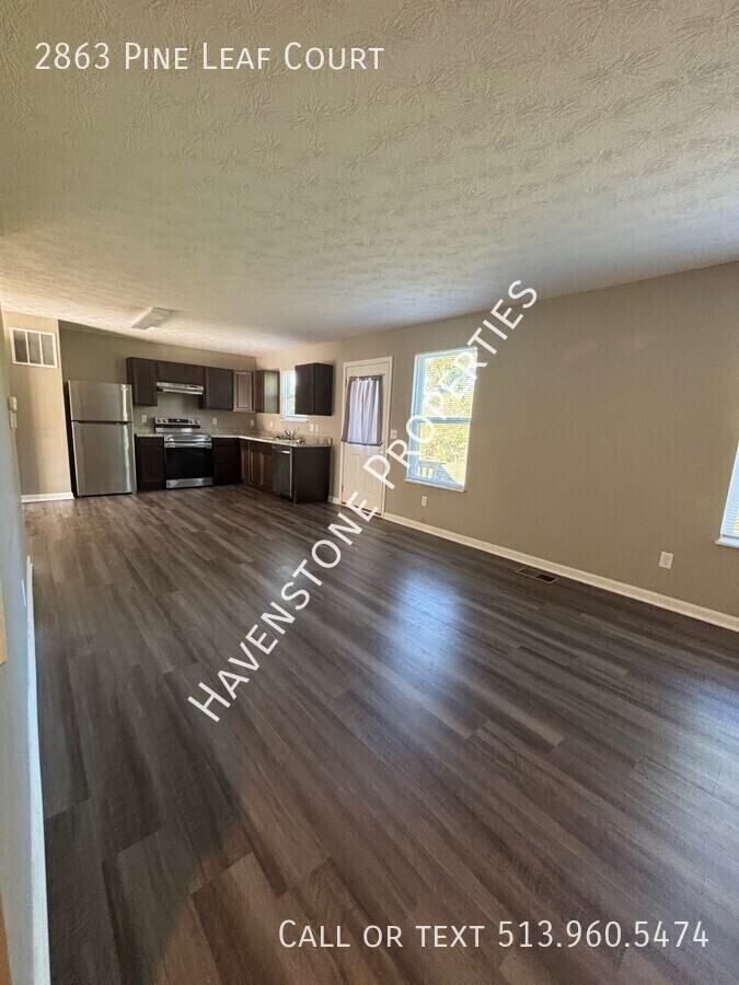 2863 Pine Leaf Ct - Photo 2 of 13