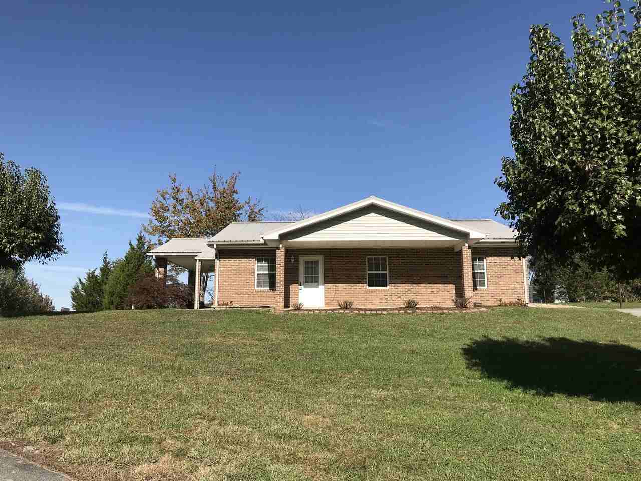 3208 Alton Dr - Photo 3 of 31