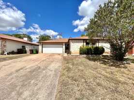 1306 Troy Ln - Photo 1 of 1