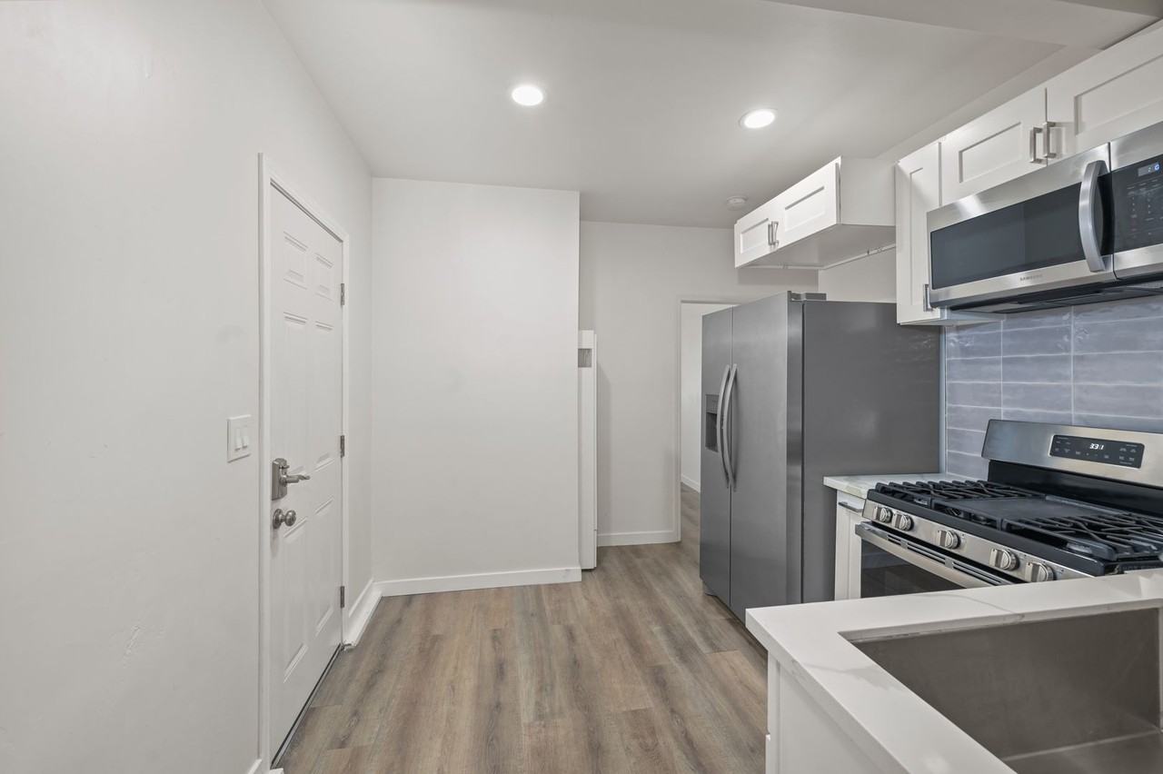 5318 Brockbank Pl - Photo 6 of 41