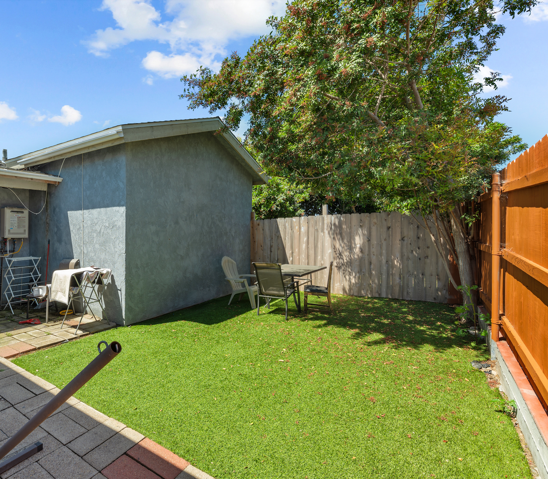 5318 Redding Rd - Photo 2 of 22