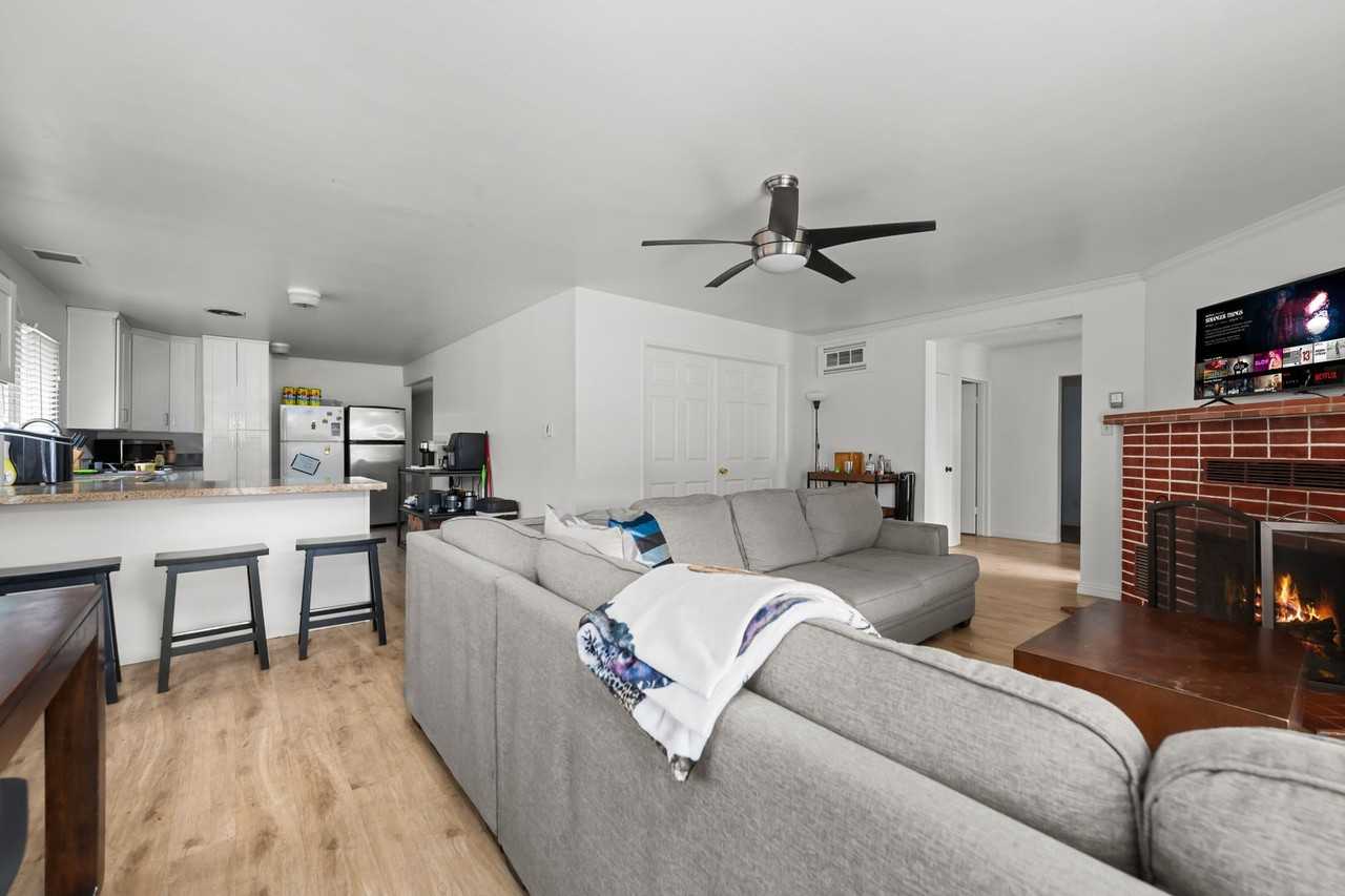 6180 Mary Lane Drive - Photo 6 of 21