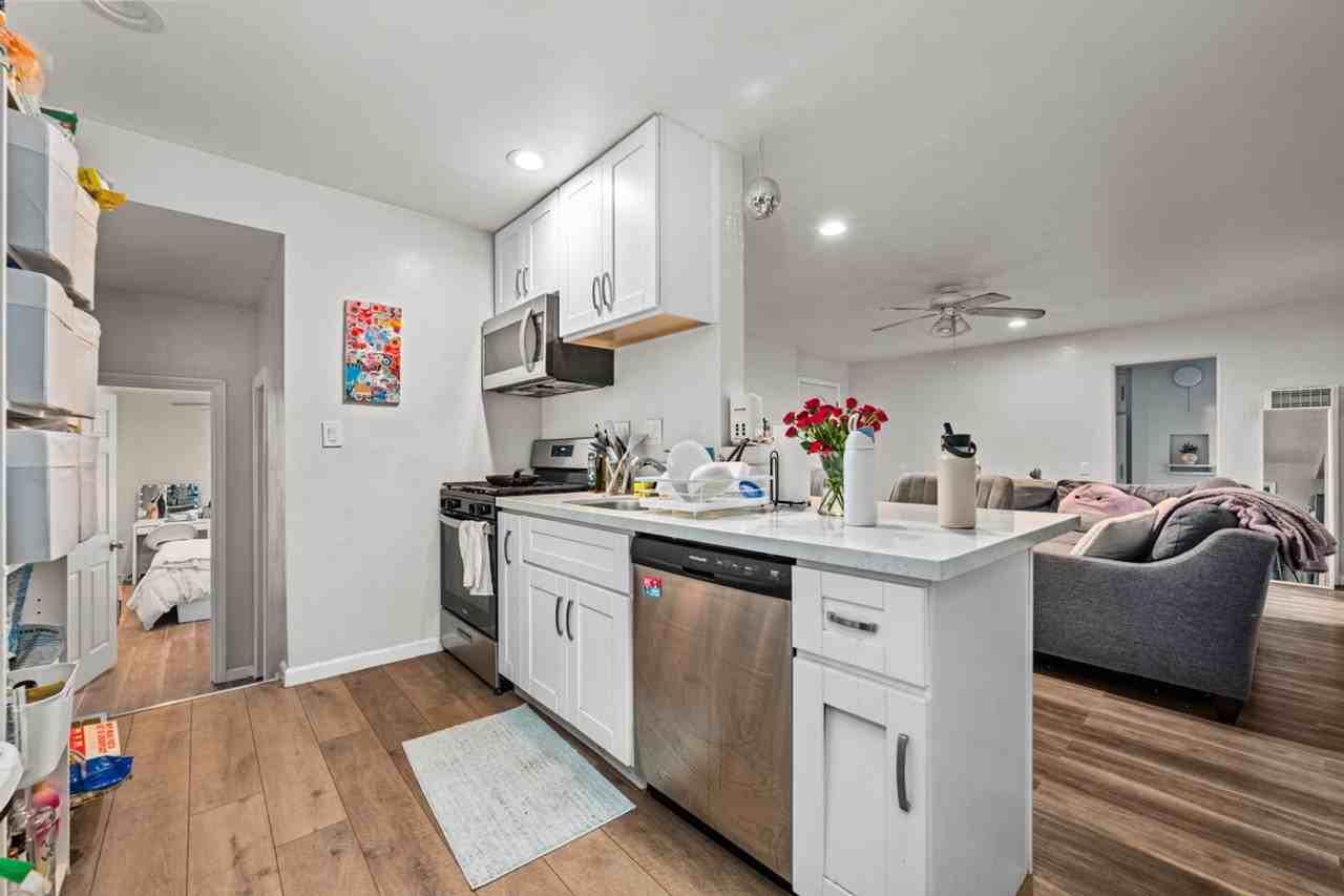 6239 Mary Lane Dr - Photo 6 of 23