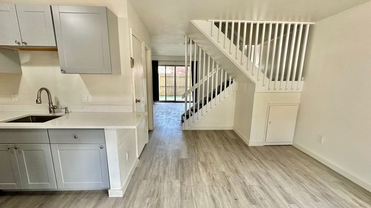 3423 Madison Avenue - Photo 5 of 23